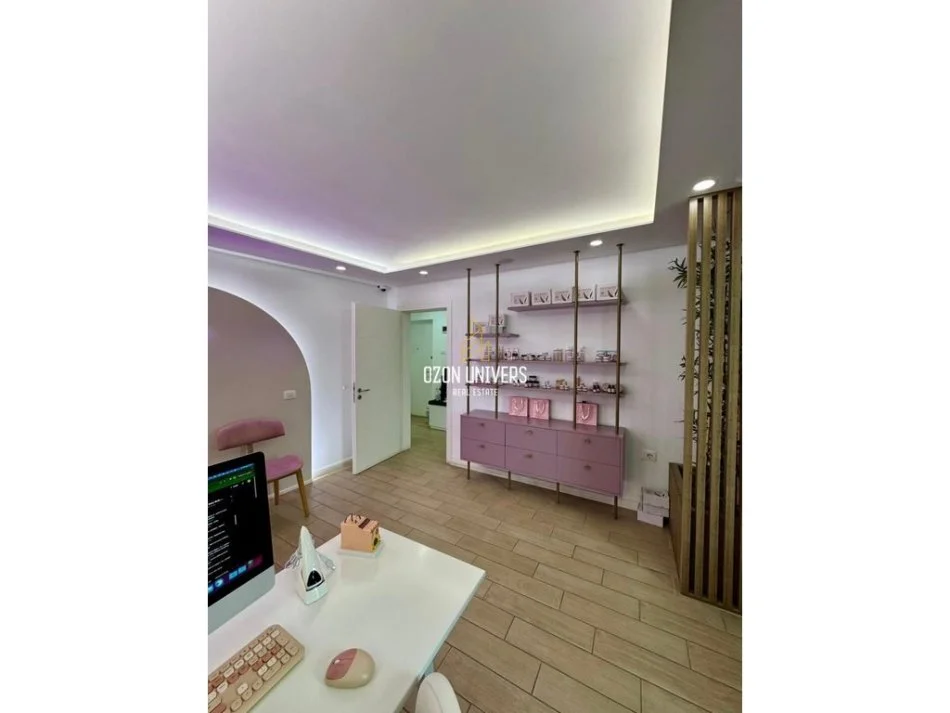 Tirane, jepet me qera ambjent biznesi Kati 2, 68 m² 750 € (Vasil Shanto)