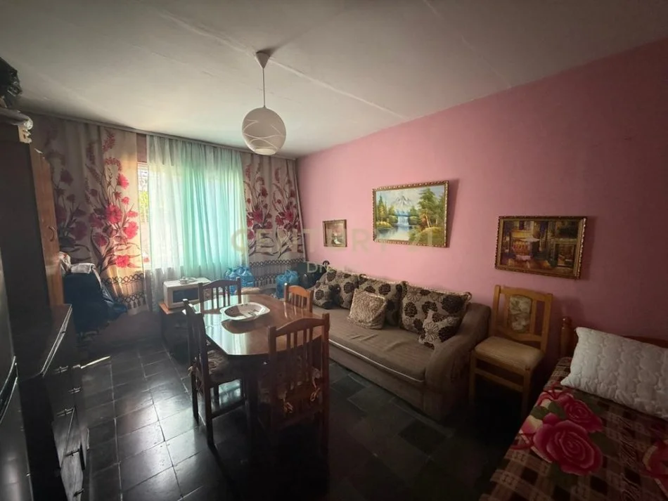 Tirane, shitet apartament 2+1 Kati 0, 71 m² 120.000 € (Varri i Bamit)