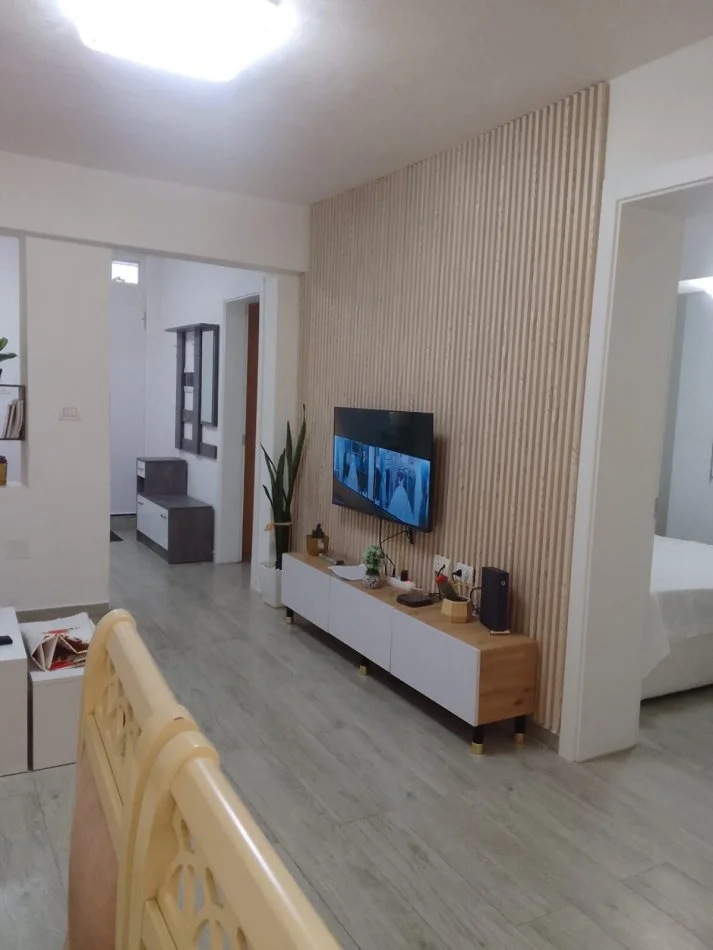 Tirane, jepet me qera apartament 2+1 Kati 6, 65 m² 600 € (Rruga e Durresit)