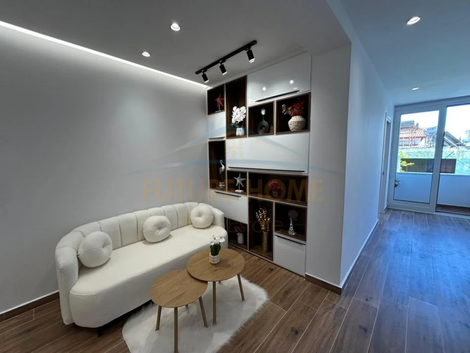 Durres, shitet apartament 1+1 Kati 2, 56 m² 74.000 € (Plazh Rrota e Kuqe, Durrës)
