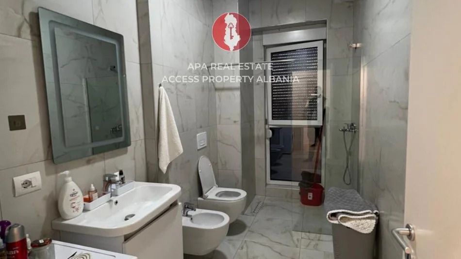 Tirane, jepet me qera apartament 2+1+Aneks+Ballkon , 650 € (Jordan Misja)
