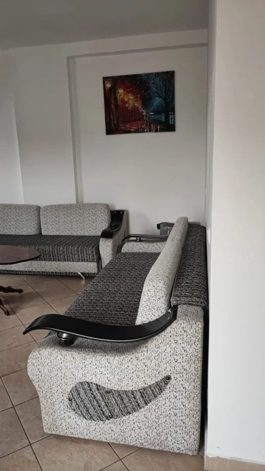 Tirane, jepet me qera apartament 1+1 Kati 3, 72 m² 450 € (Kodra e Diellit)