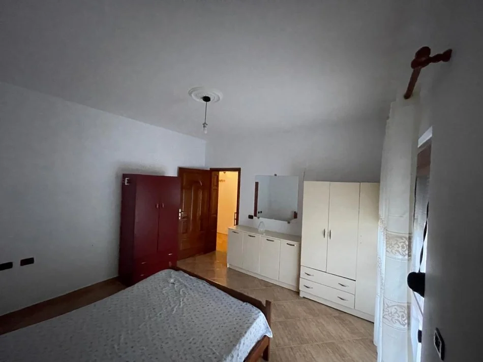 Tirane, jepet me qera apartament 1+1 Kati 6, 50 m² 300 € (Qytet Studenti)