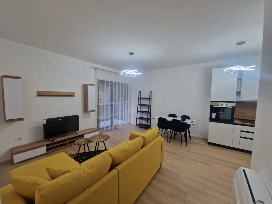 Jepet apartament 1+1 me qira, Kompleksi Oasis!