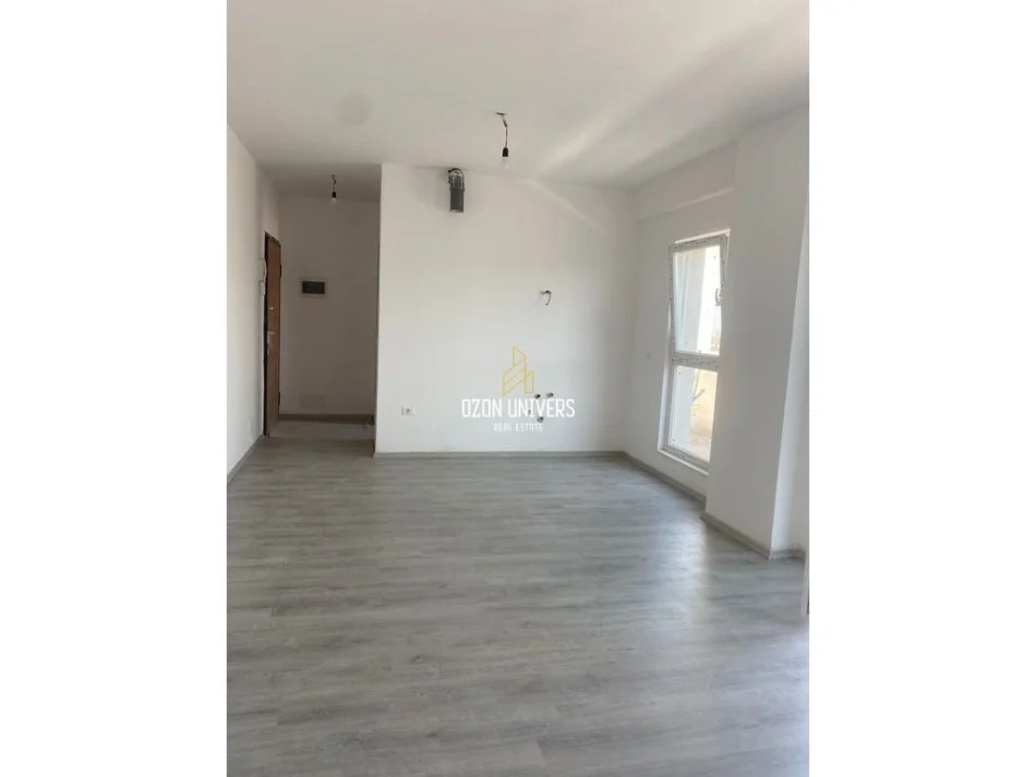 Tirane, shitet apartament 1+1+Ballkon Kati 5, 60 m² 125.000 € (Kompleksi "Aura" , Rruga Dritan Hoxha)