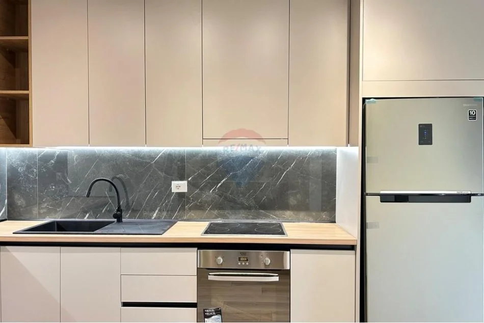 Tirane, shes apartament 2+1+Aneks+Ballkon Kati 6, 100 m² 140.000 € (astir)