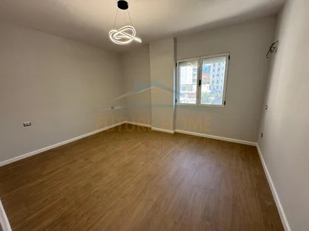 Tirane, shitet apartament 2+1 Kati 4, 107 m² 14.300.000 € 