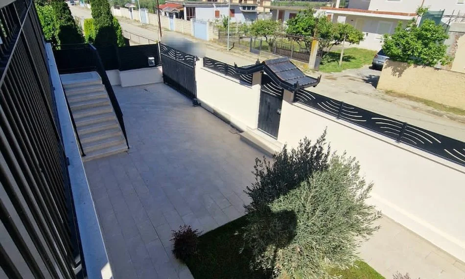 Spille, shitet Vile 4+1+Aneks+Ballkon Kati 2, 500 m²  (Spille)Kavaje