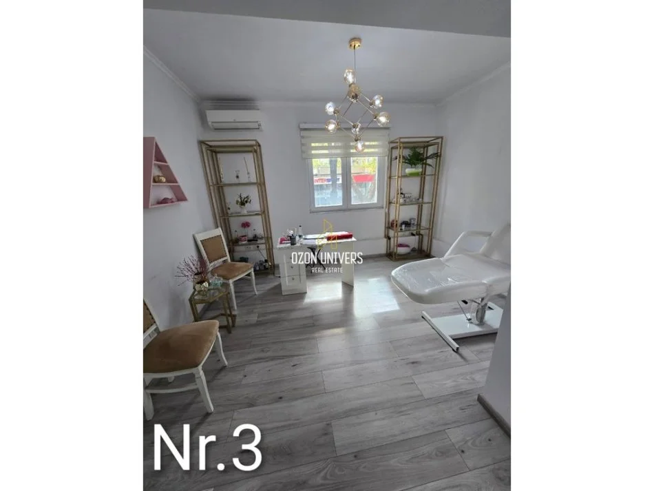 Tirane, jepet me qera ambjent biznesi Kati 2, 70 m² 700 € (Rruga Myslym Shyri)