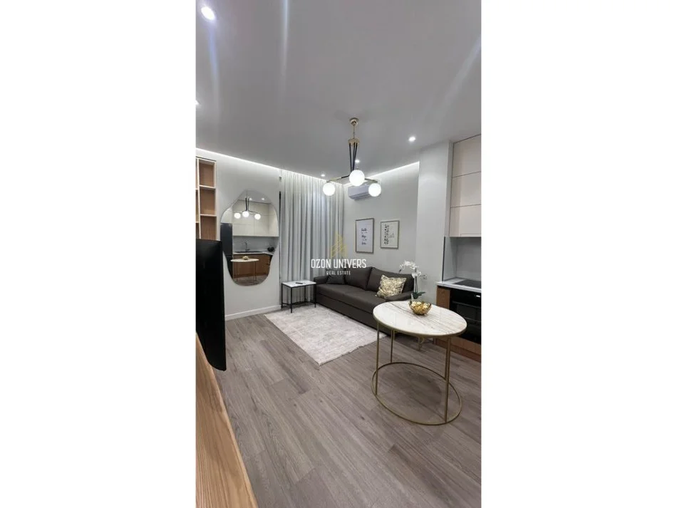 Tirane, jepet me qera apartament 1+1+Ballkon Kati 8, 50 m² 620 € (Rruga Karl Gega Tirana, Albania)
