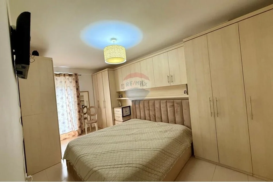 Tirane, shes apartament 2+1+Aneks+Ballkon Kati 4, 95 m² 212.000 € (kompleksi Ana)