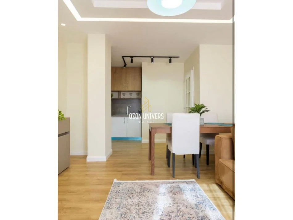 Tirane, jepet me qera apartament 2+1+Ballkon Kati 6, 85 m² 1.000 € (Apartament 2+1 për qira në Bllok!)