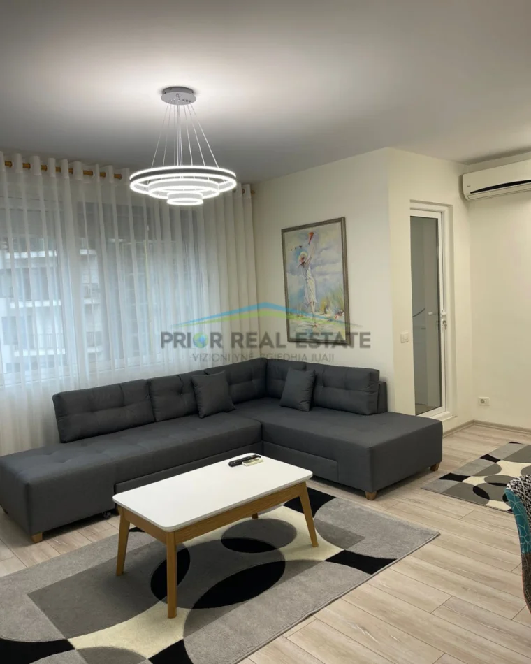 Tirane, jepet me qera apartament 1+1 Kati 8, 70 m² 900 € (Rruga e Kosovareve)