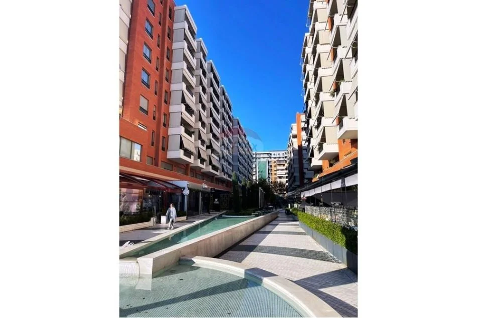 Tirane, jepet me qera apartament 1+1 , 72 m² 1.000 €