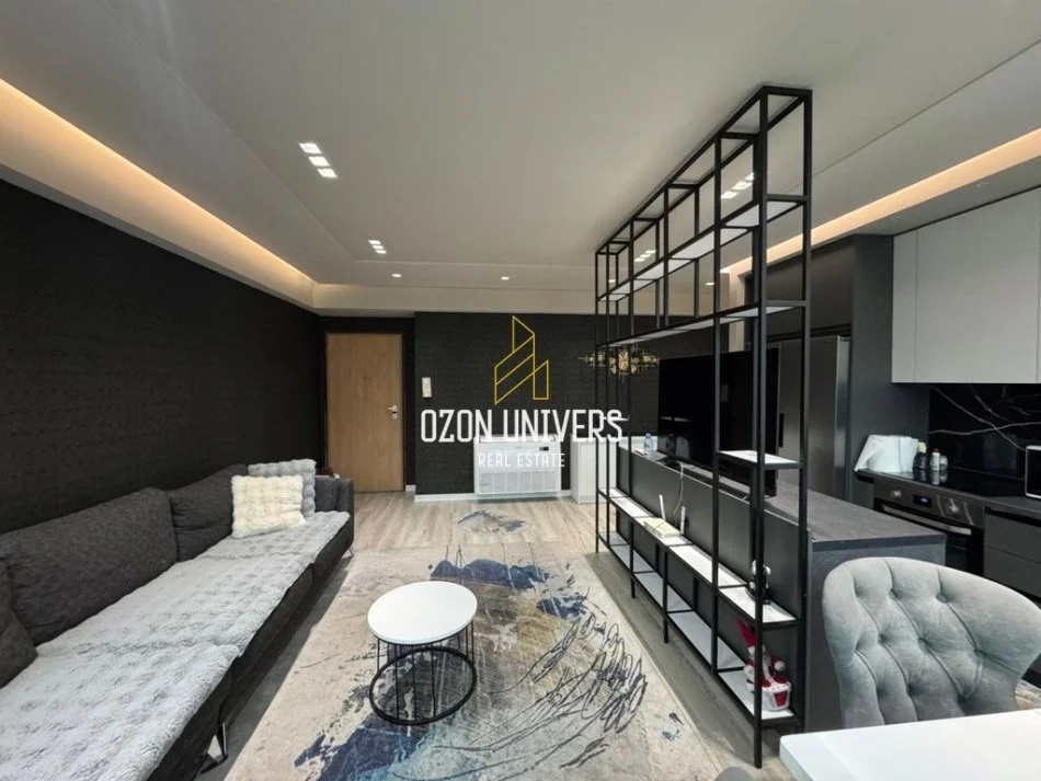 Tirane, shitet apartament 2+1+Ballkon Kati 3, 96 m² 255.000 € (Komuna e Parisit)