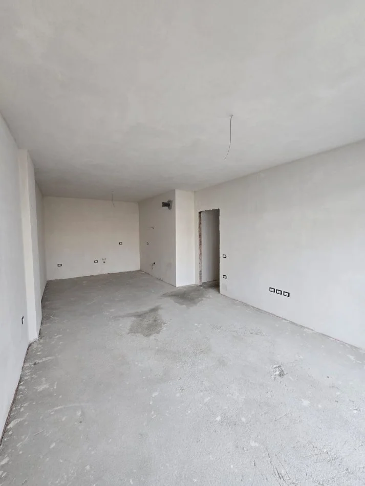 Tirane, shitet apartament 3+1+Ballkon Kati 3, 142 m² 268.660 € (Jordan Misja)