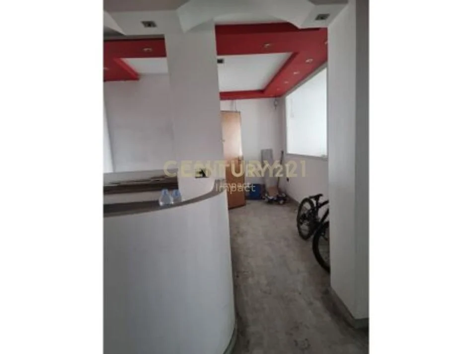 Tirane, shes zyre Kati 1, 151 m² 216.000 € (Terminali i Autobusave Tirana Albania)