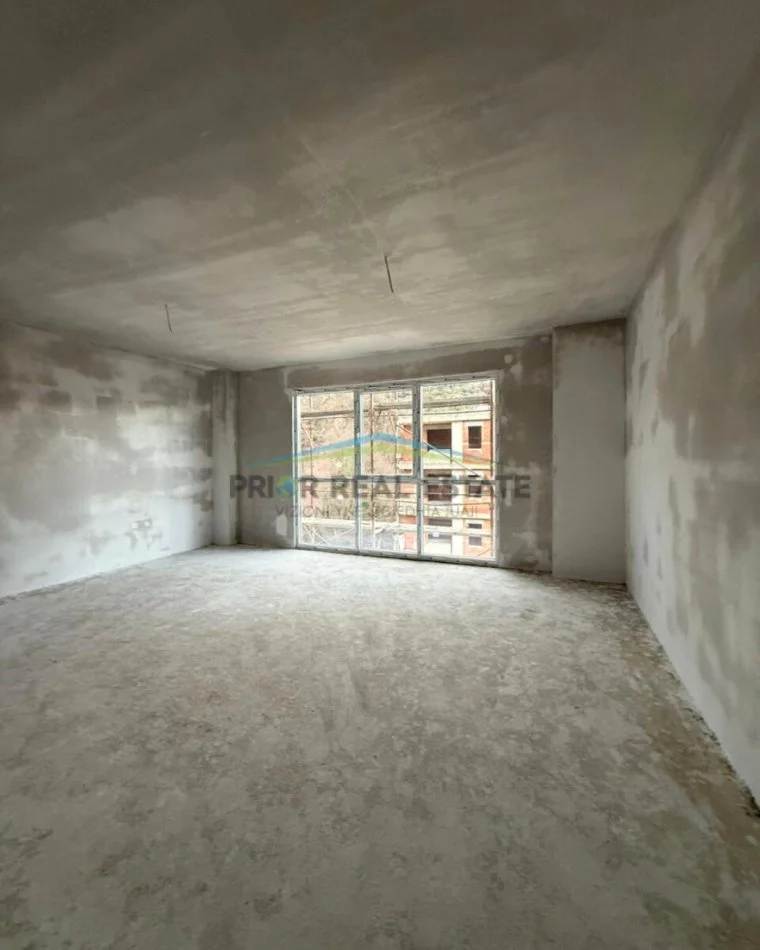 Tirane, shitet apartament 2+1 Kati 3, 104 m² 18.900.000 ALL (Liqeni i Thate)