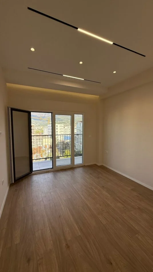 Tirane, shitet apartament 1+1 , 60 m² 98.000 € 