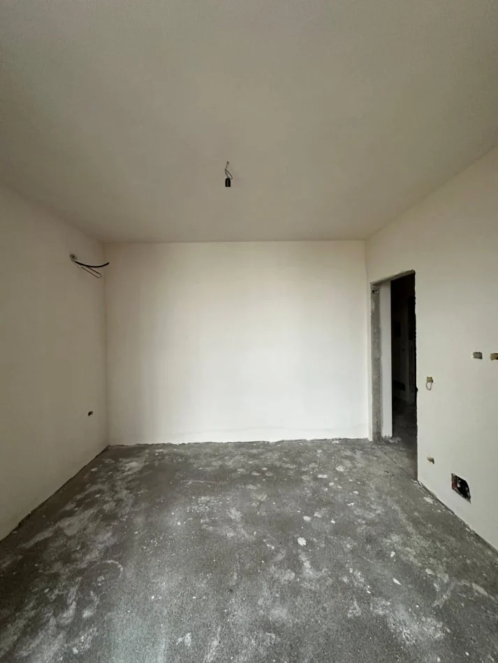 Tirane, shitet apartament 1+1 , 65 m² 138.800 € (Boulevardi i Ri)