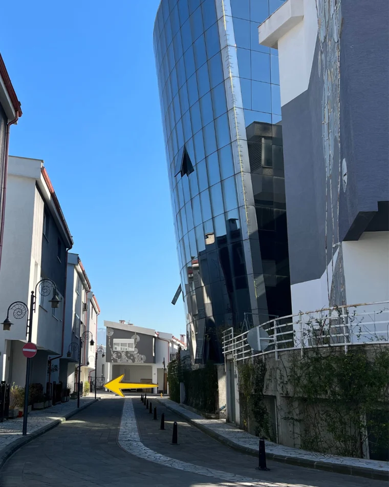 Tirane, shitet Vile 2 Katshe , 332 m² (Kodra e Diellit 1, Top Hill)