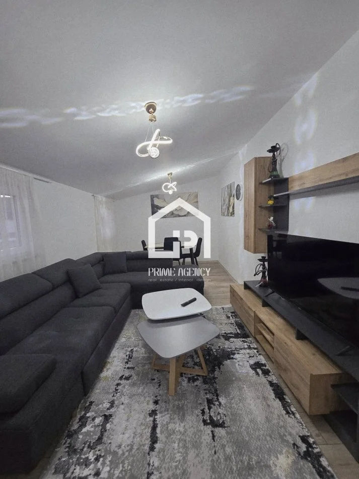 Pogradec, shitet apartament 1+1+Aneks+Ballkon Kati 9, 96 m² 100.000 € 