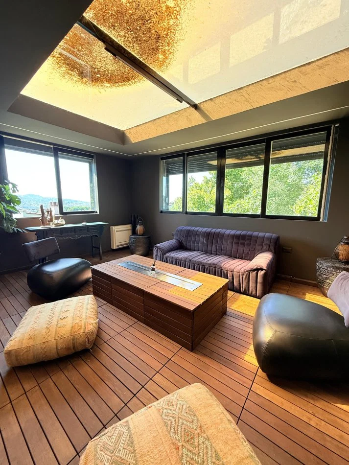 Tirane, shitet apartament 3+1+Ballkon Kati 2, 170 m² 500.000 € (Long Hill)