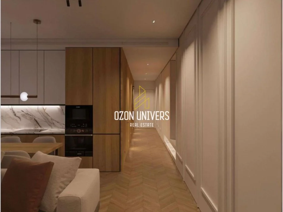 Tirane, shitet apartament 2+1+Ballkon Kati 2, 122 m² (Teg)