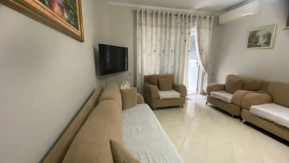 Shqiperi, jepet me qera apartament 2+1+Ballkon Kati 1, 100 m² 674.050.170 € (Eleonora)