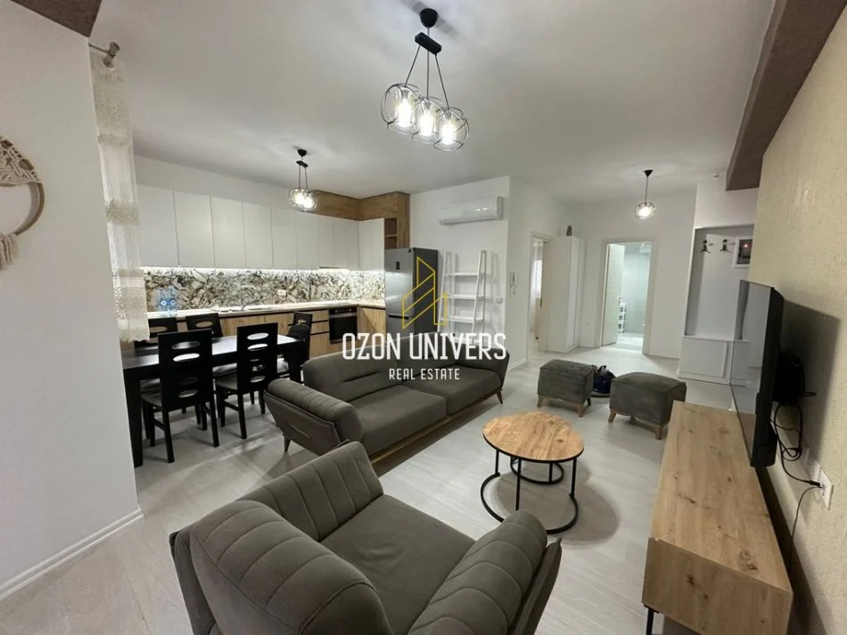 Tirane, jepet me qera apartament 2+1+Ballkon Kati 2, 95 m² 700 € (River Residence, Astir)