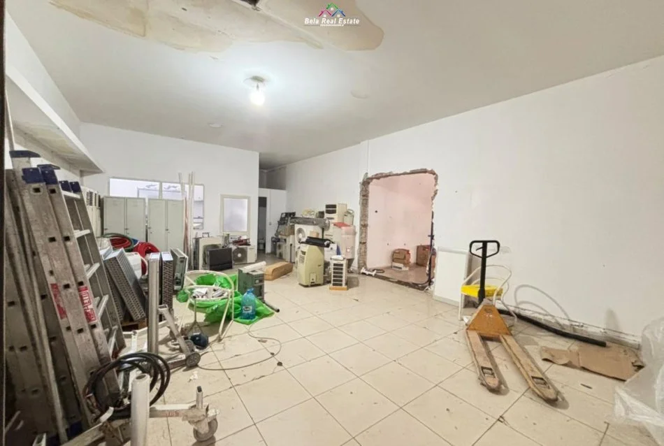 Tirane, jepet me qera magazine Kati 0, 800 m² 3.600 € (MISTO MAME)