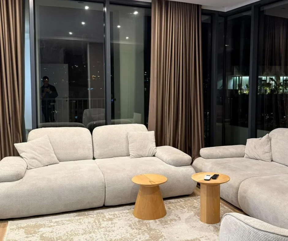 Tirane, shes apartament 2+1+Ballkon Kati 9, 132 m² 550.000 € (Lake View)