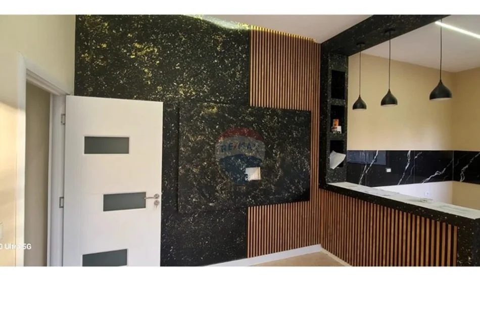 Tirane, shitet apartament Kati 1, 115 m² 130.000 € (Plazh Durres)