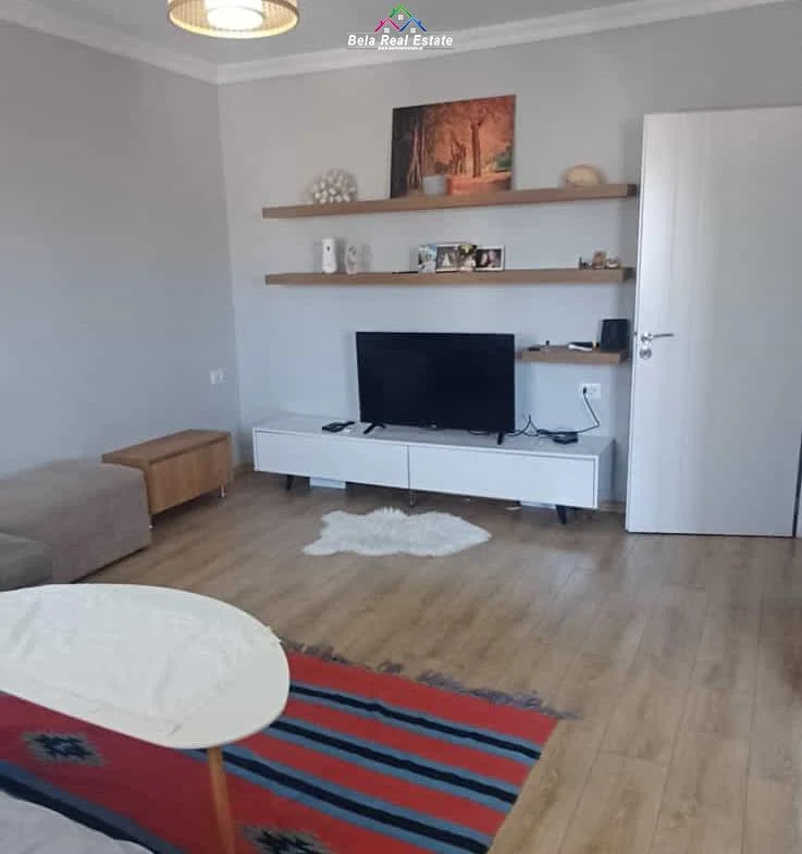 Tirane, shitet apartament 1+1 Kati 6, 54 m² 87.000 € (Laprak)