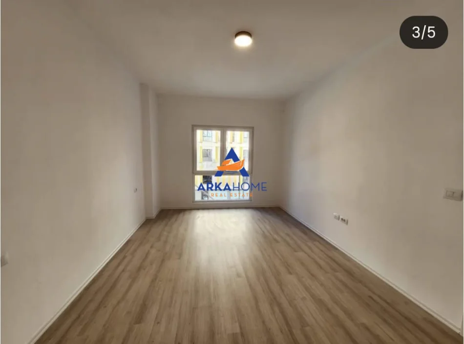 Tirane, jepet me qera apartament 2+1+Ballkon Kati 2, 100 m² 1.046 € 