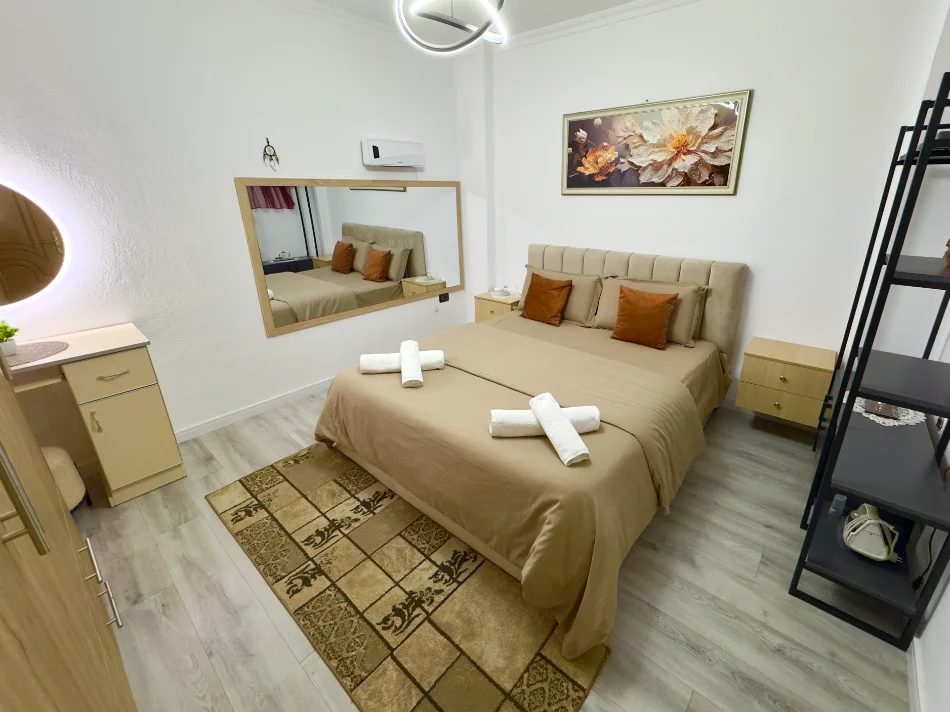 1+1 Pazari i Ri (€500)