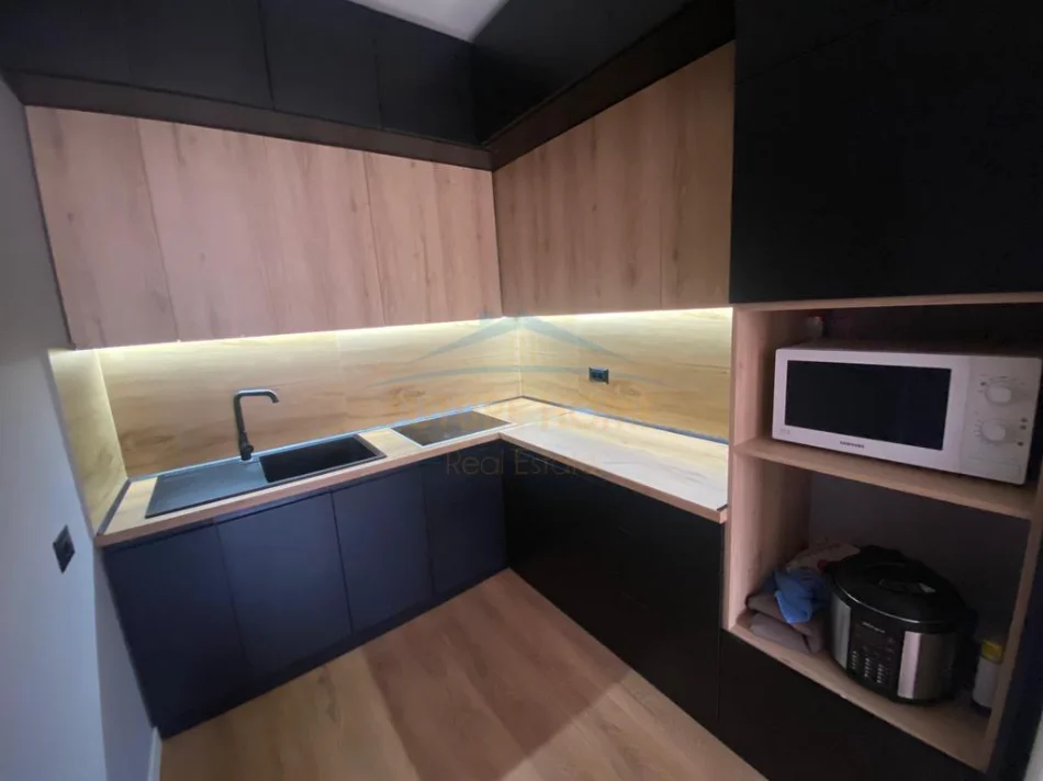 Tirane, shitet apartament 1+1 Kati 1, 66 m² 130.000 € (Rruga Irfan Tomini)