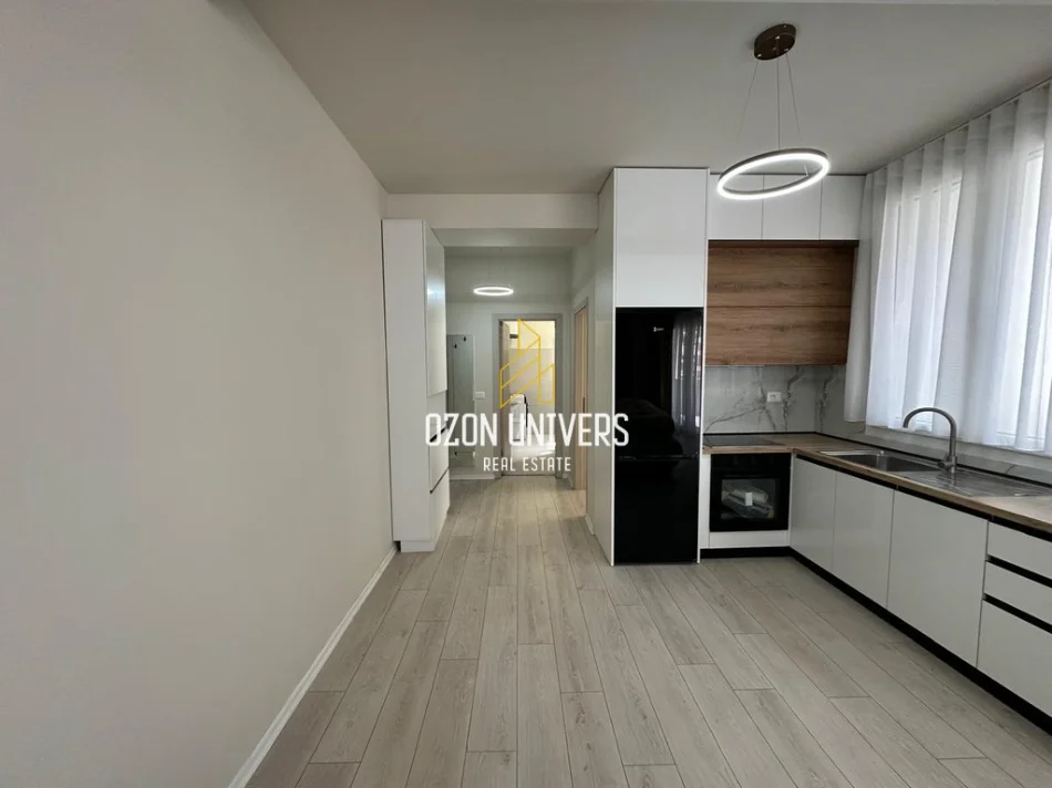Tirane, jepet me qera apartament 1+1+Ballkon Kati 2, 65 m² 550 € (River Residence, Astir)