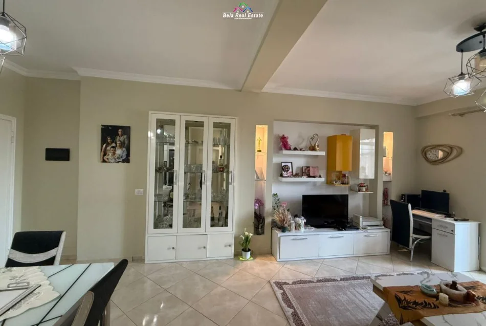 Tirane, shitet apartament 1+1 Kati 5, 70 m² 115.000 € (Yzberisht nela 6)