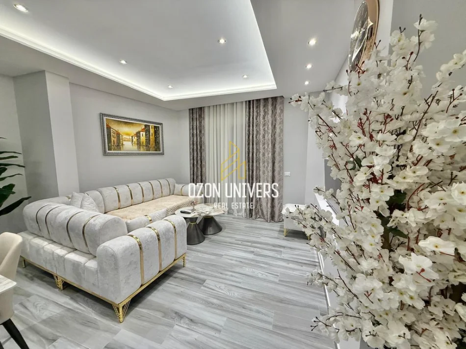 Tirane, jepet me qera apartament 2+1+Ballkon Kati 3, 92 m² 600 € (Fresk)