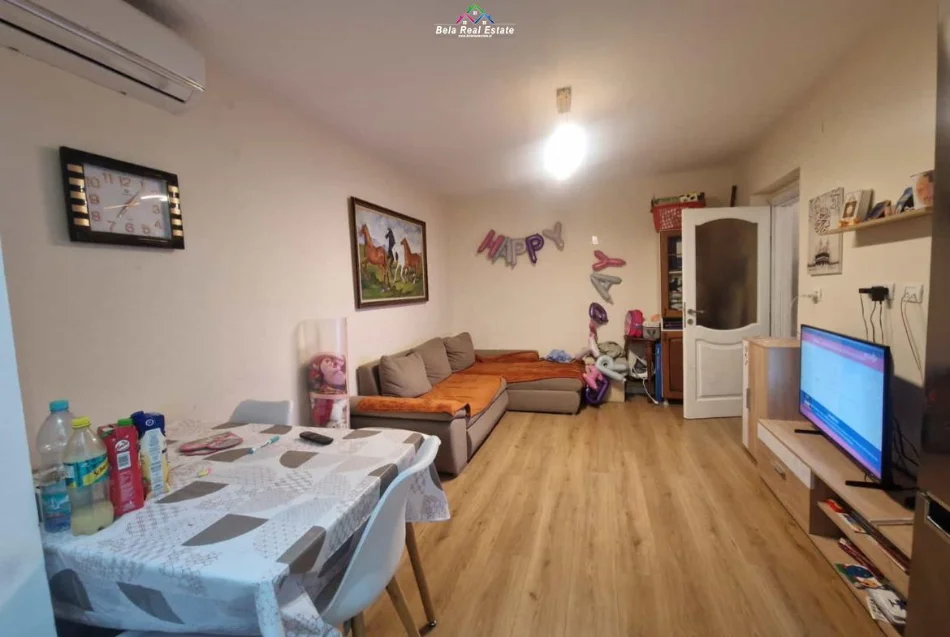 Tirane, shes apartament 1+1 Kati 4, 49 m² 125.000 € (Rruga Asim Vokshi)