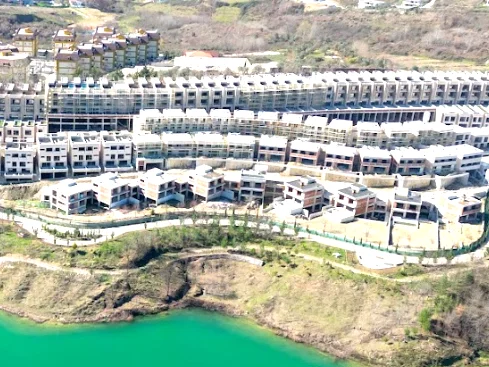 Tirane, shitet Vile 3 Katshe Kati 0, 169 m² 419.378 € (Rruga Panorama e Liqenit)