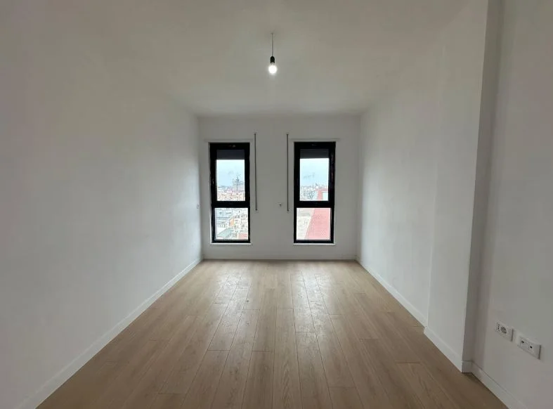 Tirane, shitet apartament 3+1+Ballkon Kati 8, 122 m² 378.500 € 