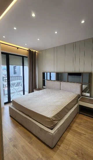 Tirane, shitet apartament 2+1+Ballkon Kati 3, 118 m² 370.000 € 