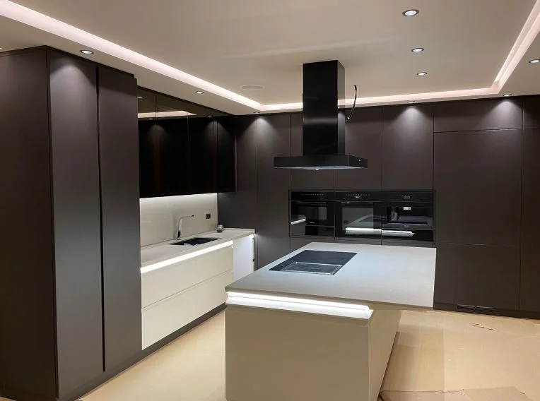 Tirane, shitet Vile , 270 m² 1.000.000 €