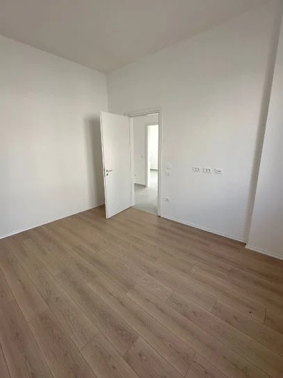 Tirane, shitet Vile 3 Katshe , 352 m² 1.050.000 € 