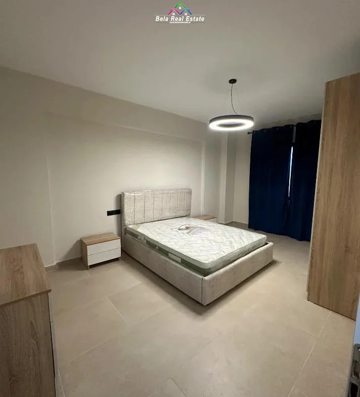 Tirane, jepet me qera apartament 2+1 , 100 m² 780 € (Rruga Rapo Herkali)