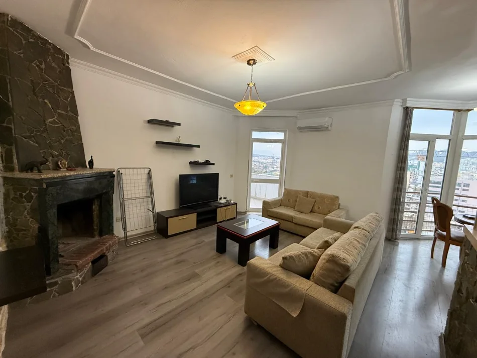 Tirane, jepet me qera apartament 2+1+Ballkon Kati 12, 107 m² 600 € (Rruga Sali Butka)