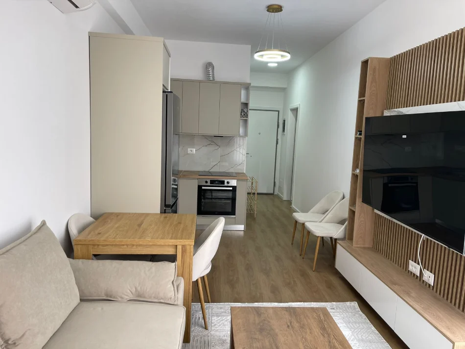 Tirane, jepet me qera apartament 1+1+Ballkon Kati 3, 55 m² 450 € (Ali Demi)