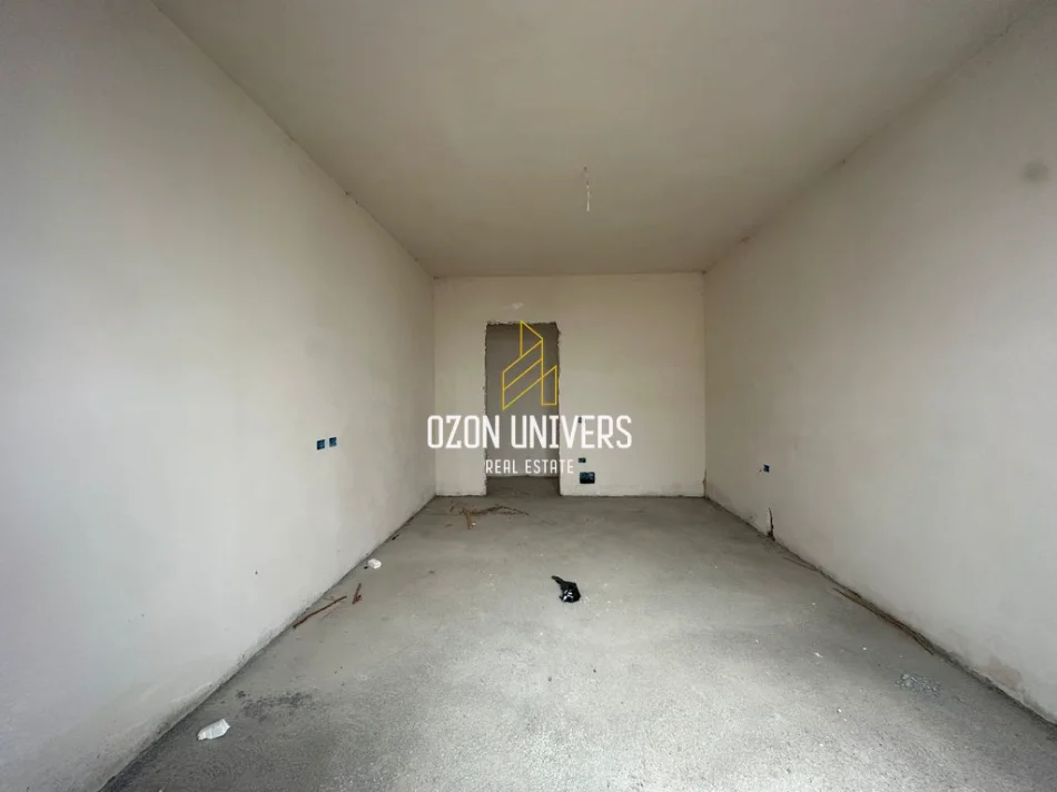 Tirane, shitet apartament 3+1+Ballkon Kati 0, 146 m² 270.770 € (Liqeni i Farkës)